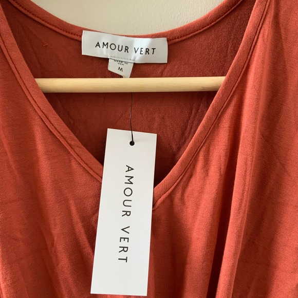 Amour vert - NWT - Burnt orange tee - M - Picture 3 of 6